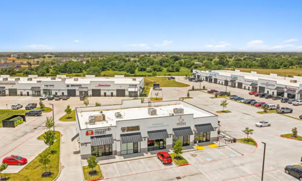 Image of DST property for sale Pearland Rogers Business Park 73